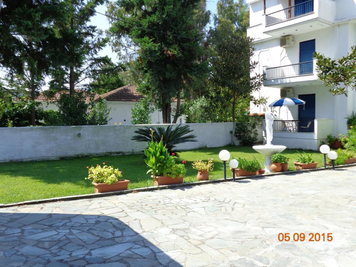 Porto Kairis Hotell Oreoi Exteriör bild